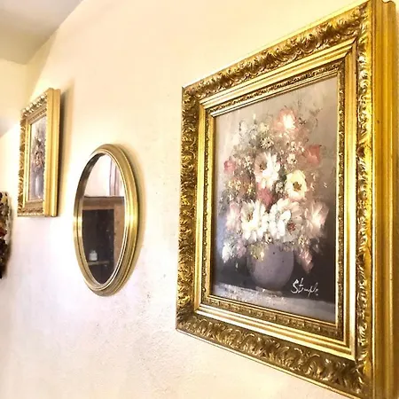 Les Florentines Pensión 4*