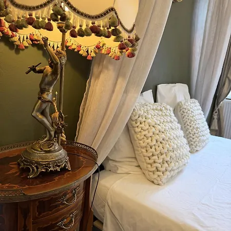 Les Florentines Bed & Breakfast 4*