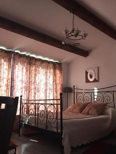 Les Florentines Гостевой дом 4*