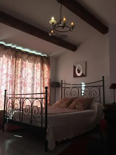 Les Florentines Гостевой дом Каркассон